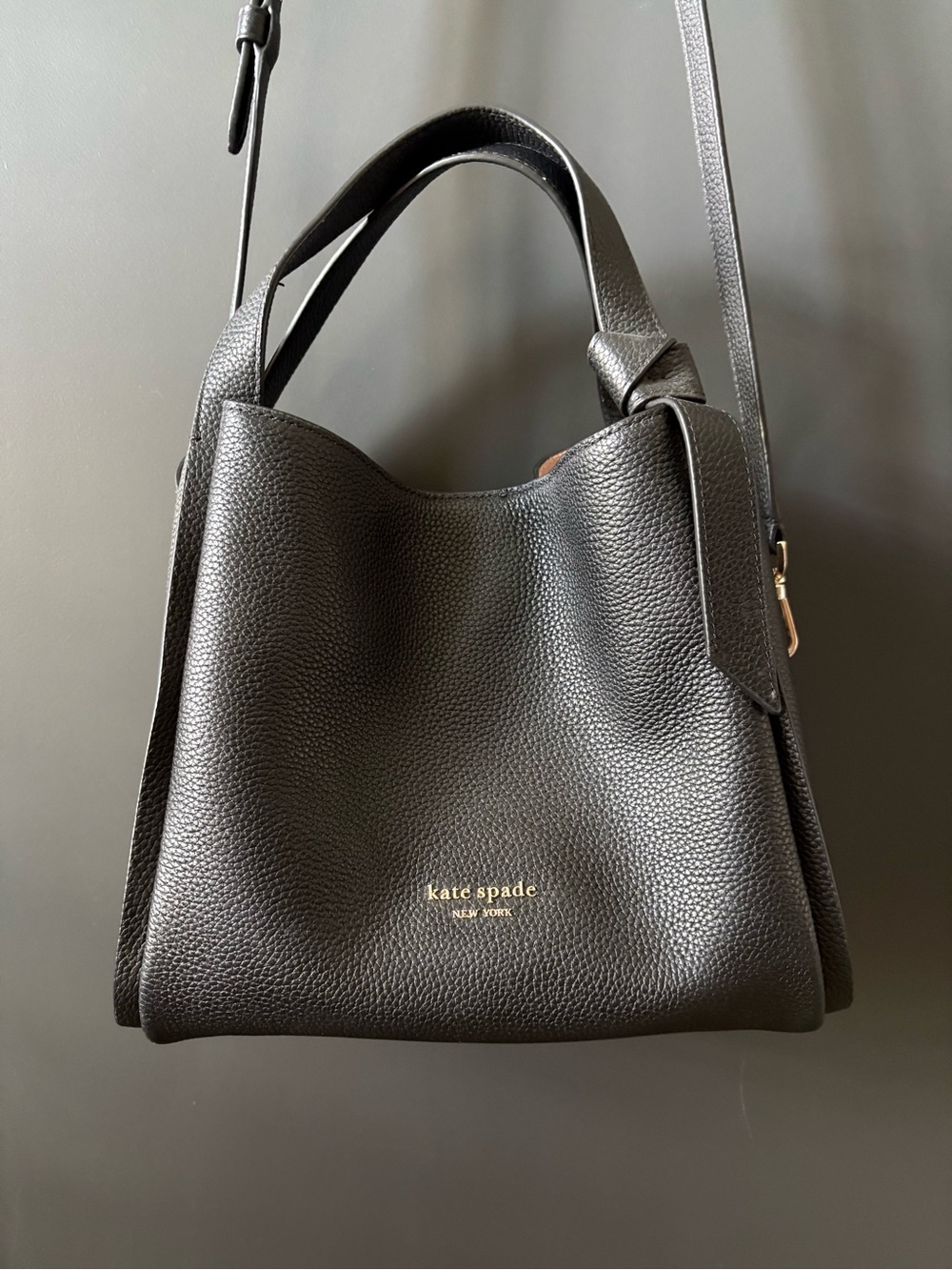 kate spade New York Knott Medium Crossbody Bag